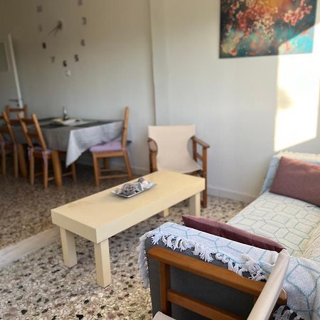 Athens Riviera: 2 Bed / 3' Walk From The Beach Agia Marina  エクステリア 写真