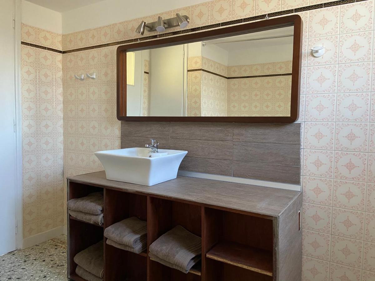 Athens Riviera: 2 Bed / 3' Walk From The Beach Agia Marina  エクステリア 写真