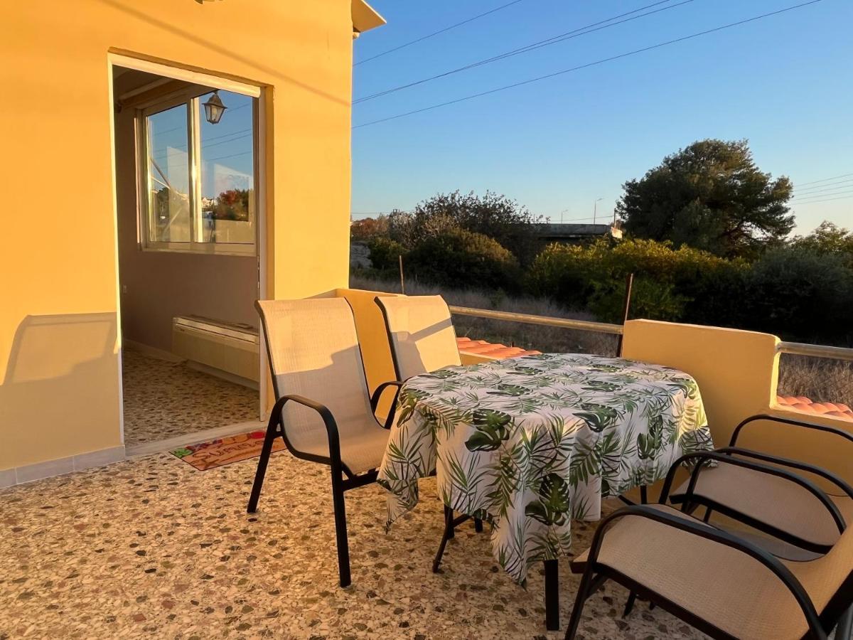 Athens Riviera: 2 Bed / 3' Walk From The Beach Agia Marina  エクステリア 写真