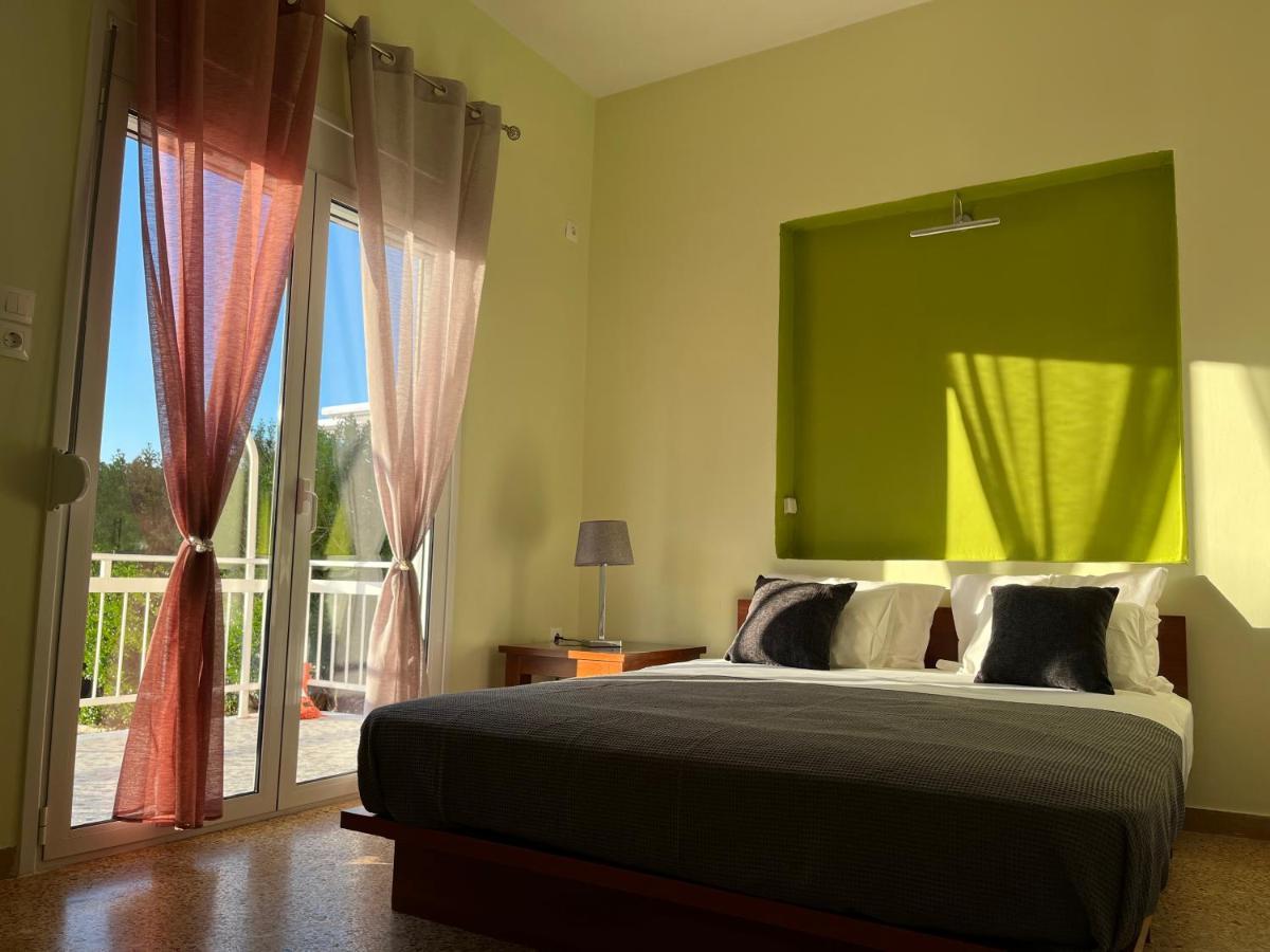 Athens Riviera: 2 Bed / 3' Walk From The Beach Agia Marina  エクステリア 写真